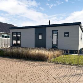 Awesome Home In Scherpenisse With Wifi