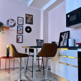 Suite Bohémien Chic - A 5 Fermate dal Duomo، فندق في ميلانو