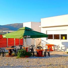 Camping.Karystos Melodia, hotel in Karystos