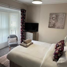 2 Bed Flat - Sleeps 4 Antrim town centre