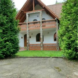 Vila Luca's, hotelli kohteessa Cîrţişoara