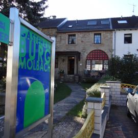 Gästehaus Burg Molbach, Hotel in Kreuzau