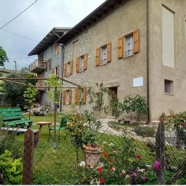 La Casa di LILLIA, Hotel in Castelnovo neʼ Monti
