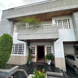 Rora, Hotel in Caracas