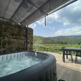 Casa da Garrafeira - Quinta da Portela, hotel di Terras de Bouro