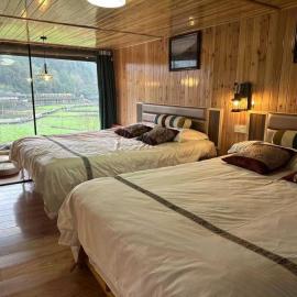 Bridge View Guesthouse 望桥楼精品民宿, hotel en Sanjiang