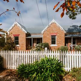 'Kareela & Kialla Cottages' Charming Family Getaway