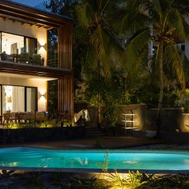 3 BR Beachfront & Self-Catering Apartment - Pointe aux Biches