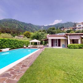 Villa Oleandri pool with view-BGL