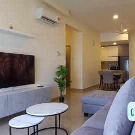 Puchong Skylake Lake-view Condo 3-6pax