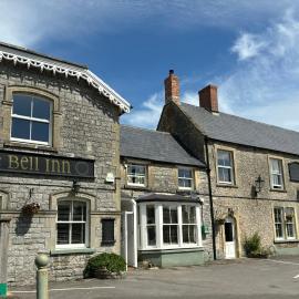 The Bell Inn, hotel u gradu 'Evercreech'