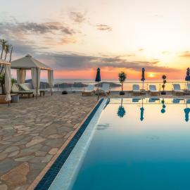 Adrakos Apartments (Adults Only), hotel v destinaci Elounda