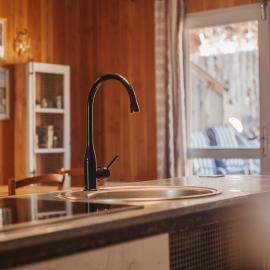 Gites La Boletiere, hotel a Saint-Étienne-du-Valdonnez