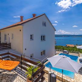 Hot Tub, Pool & Stunning View #Guest House Stella#, Hotel in Dramalj