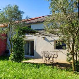 Les Airis, maison de vacances écologique