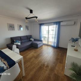Bella Vista 2, hotel en Piles