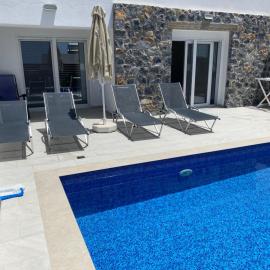 Villa SHIRIN, Hotel in Marioú