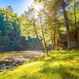 Rivers D Lite - Blue Ridge, GA - Enjoy Scenic River Views, Soak in the Hot Tub, Gather Around the Fire Pit, and Cozy Up by the F