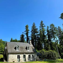 Gîte Le Four à Pain 6 personnes sur le domaine du Manoir du Rigouneix, hotel a Saint-Angel