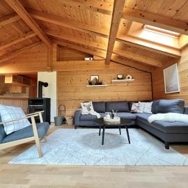 아델보덴에 위치한 호텔 zentrale, gemütliche Wohnung im Schweizer Stil I Bergblick
