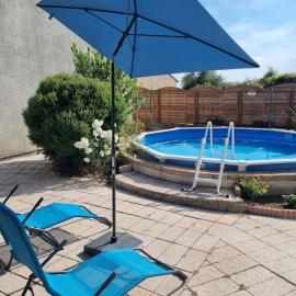 Vacances entre mer et montagne, hotel in Alès