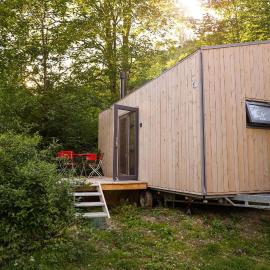 Tiny House Pioneer 10 - Green Tiny Village Harz, hotell i Osterode