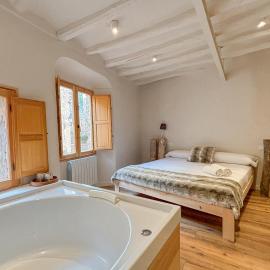 Clauhomes Galliner de Tarres โรงแรมในTarrés