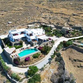 VILLA NAUTILIA - Luxury Suites and Cottages, hotel Kalafátiban