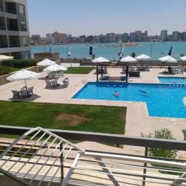 شاليه k05 غرفتين مكيف 2حمام للايجار مصيف بمطروح قرية لونج ايلند "family"