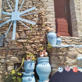 The Windmill, hotel em Simi