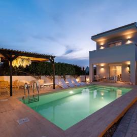 Niovis Villa