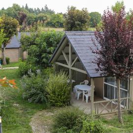 Village Vacances Les Fontenils, хотел в Шинон