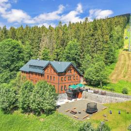Ludvíkova bouda, hotel a Janske Lazne