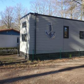 Tiny House Ankerplatz auf dem Ostseecamp Graal-Müritz, хотел в Graal