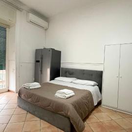House Caracciolo by Loveinthetravel, מלון בנאפולי