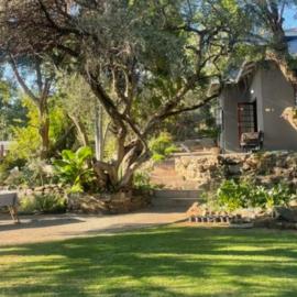 12 On York Guesthouse, hótel í Bloemfontein