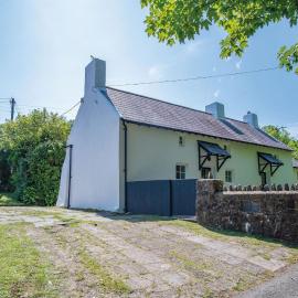 Briardene - 2 Bedroom Cottage - Oxwich, hotel a Oxwich