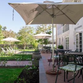 Rozenburg Guest House, hotel in Stellenbosch