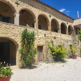 Bastide de la madeleine, hotel a Pougnadoresse