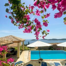 Three-Bedroom Holiday Home In Brsecine