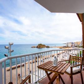 Blanes Beach front Apartment