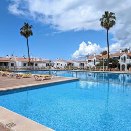 Apartamento turístico en Son Bou con vistas al mar