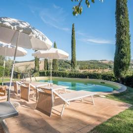 Agriturismo Biofattoria l'Upupa, hotel u gradu 'Montalcino'