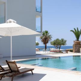 PHEIA, Vriniotis Resorts，卡塔科隆的飯店