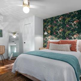 Stonewall Bungalow 2 - Sleeps 2