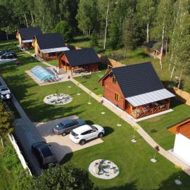 Oaza u Kaszuba- domki nad Słupią – hotel w mieście Jamno