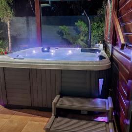 Pure Nature Haven By The Sea with Hot Tub