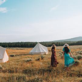 Yellowstone Glamping, hotel v destinaci Island Park