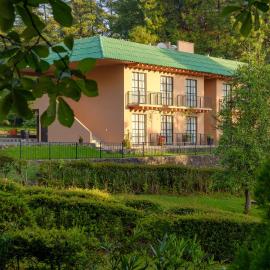 Zirahuen Forest and Resort, hotel Zirahuénben
