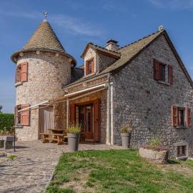 Lou chastelou odheteo à aumont aubrac
